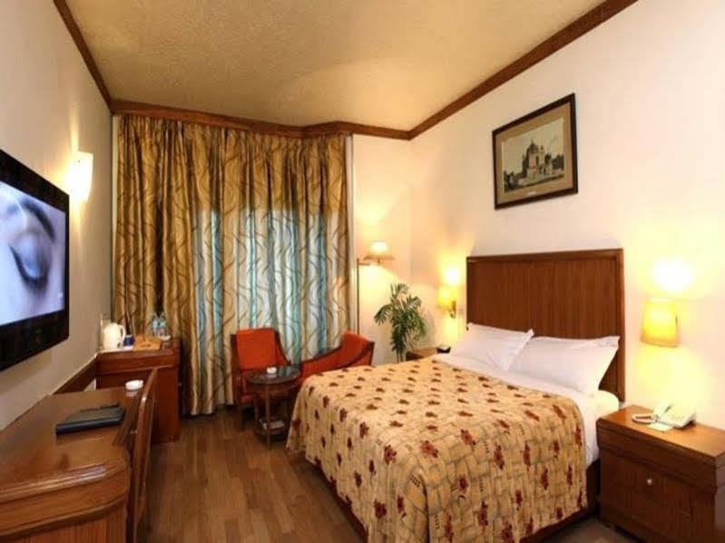 Hotel Samrat, New Delhi Eksteriør bilde
